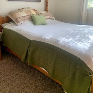 Queen Size Bed Skirt
